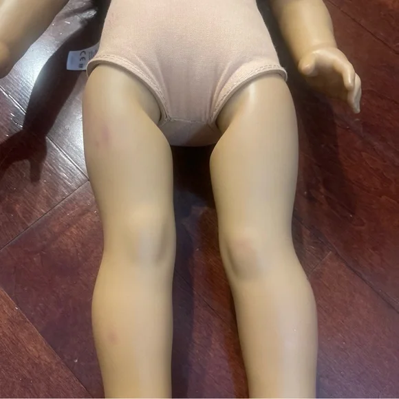 American Girl Truly me 18” Asian doll w 2 floral dresses - Picture 5 of 8